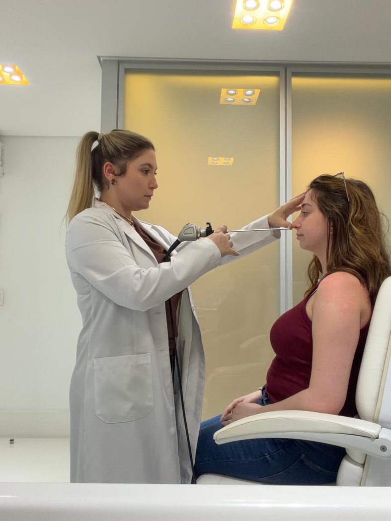 Endoscopia nasal · diagnóstico na hora